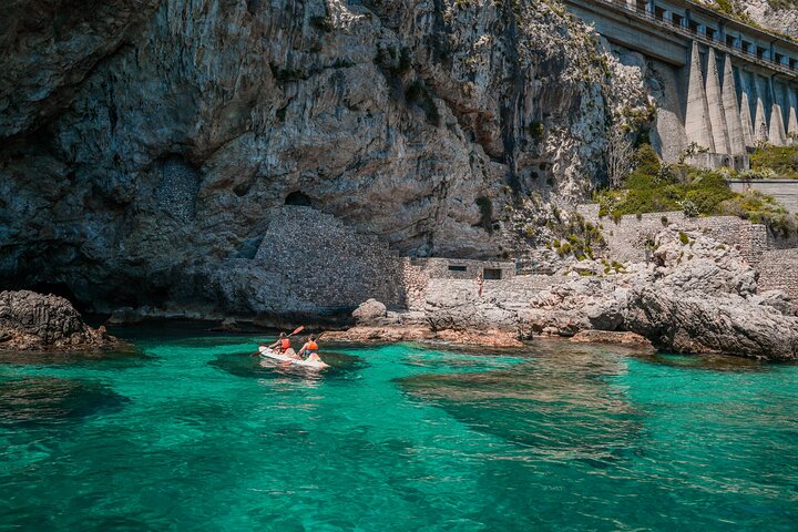 Båttur som utforskar Siciliens kust, inklusive Taormina och Isola Bella, foto 16 | wizardtrip