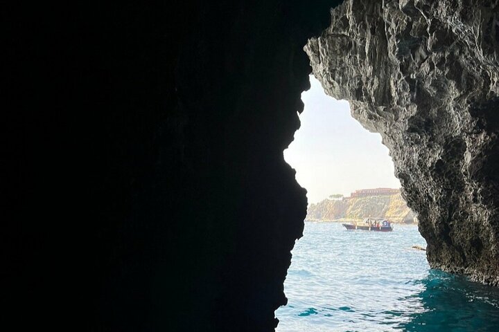 Båttur som utforskar Siciliens kust, inklusive Taormina och Isola Bella, foto 22 | wizardtrip
