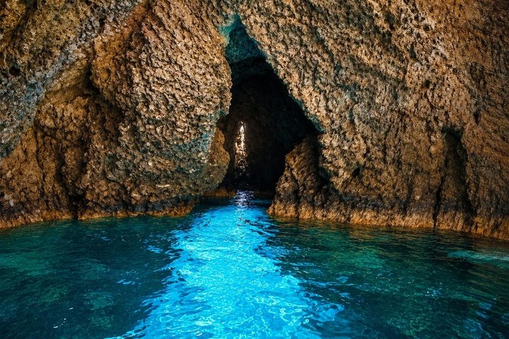 Båttur som utforskar Siciliens kust, inklusive Taormina och Isola Bella, foto 27 | wizardtrip