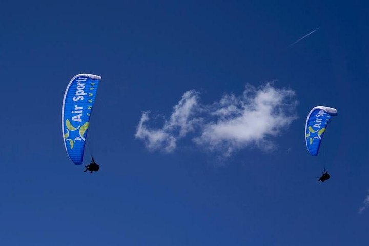 Tandem-Gleitschirmflug über die Chamonix-Alpen mit Blick auf den Mont-Blanc, Foto 12 | wizardtrip