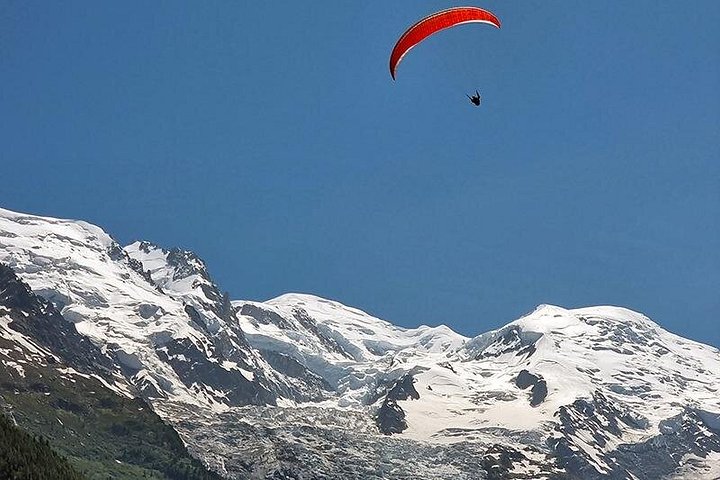 Tandem-Gleitschirmflug über die Chamonix-Alpen mit Blick auf den Mont-Blanc, Foto 17 | wizardtrip