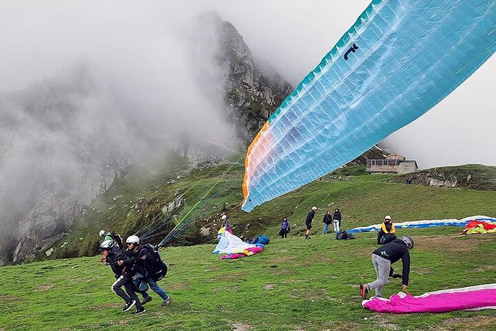 Tandem-Gleitschirmflug über die Chamonix-Alpen mit Blick auf den Mont-Blanc, Foto 18 | wizardtrip