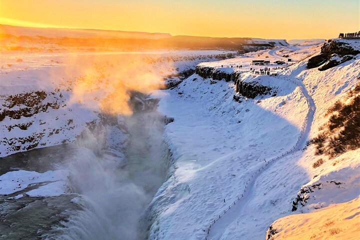 Small group tour exploring Iceland's Golden Circle, including geysers, waterfalls, and unique farms, photo 12 | wizardtrip