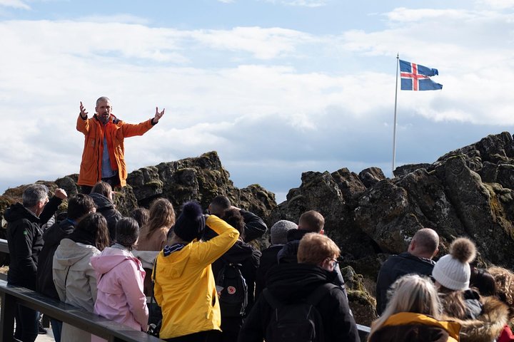 Golden Circle-tur på Island med geysirer, fossefall og vulkanske kratere, foto 7 | wizardtrip