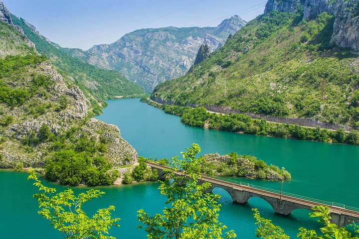 Excursion d'une journée explorant des villes historiques et des merveilles naturelles en Herzégovine depuis Sarajevo, photo 6 | wizardtrip