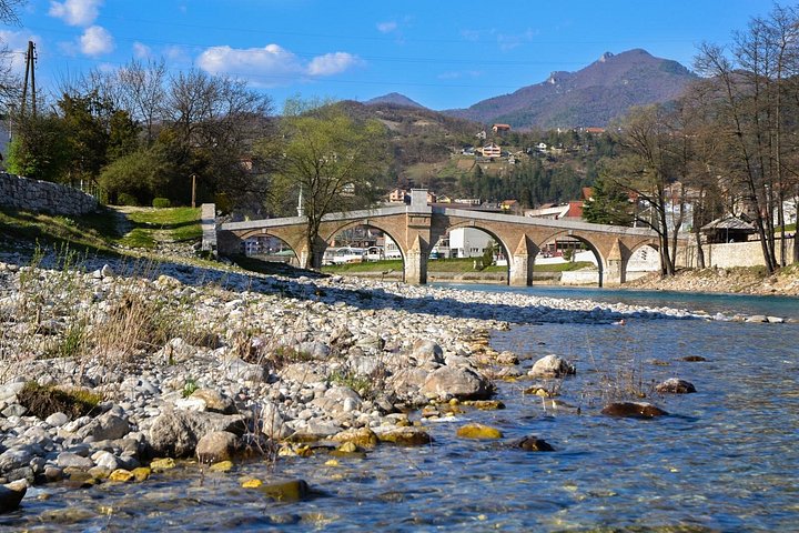 Excursion d'une journée explorant des villes historiques et des merveilles naturelles en Herzégovine depuis Sarajevo, photo 9 | wizardtrip