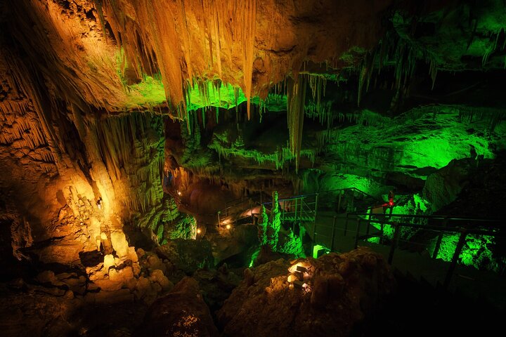 Dagtocht vanuit Tbilisi naar Kutaisi's Martvili Canyon en Prometheusgrot, die de natuurlijke schoonheid van Georgië laat zien, foto 8 | wizardtrip