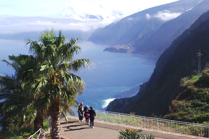 Tour 4x4 explorando la costa norte de Madeira, incluyendo el Bosque de Fanal y Porto Moniz, foto 22 | wizardtrip