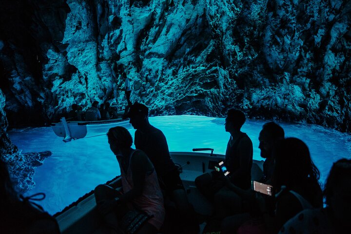 RIB-båttur till Blå grottan, Hvar och "Mamma Mia"-inspelningsplatser från Split, Kroatien, foto 13 | wizardtrip