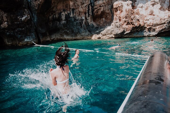 RIB-båttur till Blå grottan, Hvar och "Mamma Mia"-inspelningsplatser från Split, Kroatien, foto 21 | wizardtrip