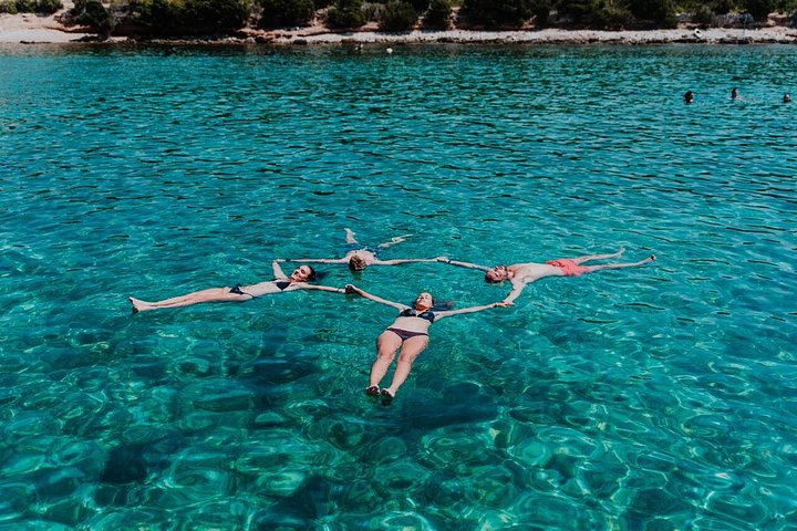 RIB-båttur till Blå grottan, Hvar och "Mamma Mia"-inspelningsplatser från Split, Kroatien, foto 22 | wizardtrip