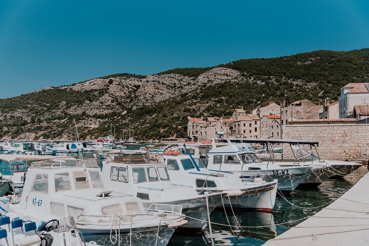 RIB-båttur till Blå grottan, Hvar och "Mamma Mia"-inspelningsplatser från Split, Kroatien, foto 32 | wizardtrip