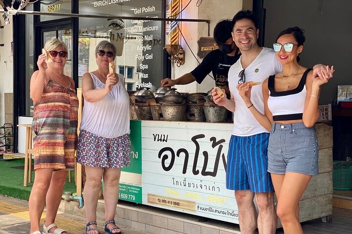 Tour della Città di Phuket: esplorazione del centro storico, degustazione di cibo locale, visita al tempio e punto panoramico del Grande Buddha, foto 20 | wizardtrip