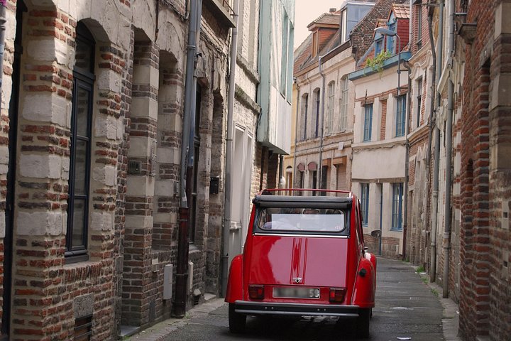 Tour Lille in een vintage 2CV cabriolet, verken de oude stad en bezienswaardigheden, foto 6 | wizardtrip