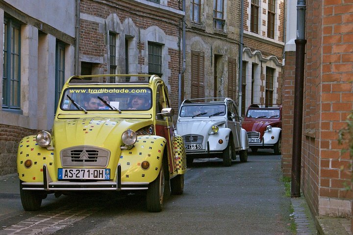 Tour Lille in een vintage 2CV cabriolet, verken de oude stad en bezienswaardigheden, foto 9 | wizardtrip