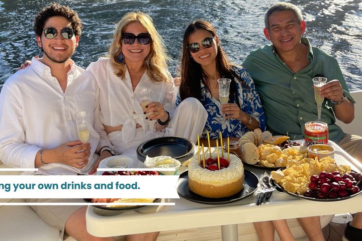Private yacht tour in Fort Lauderdale, cruising past mansions and mega-yachts, photo 6 | wizardtrip