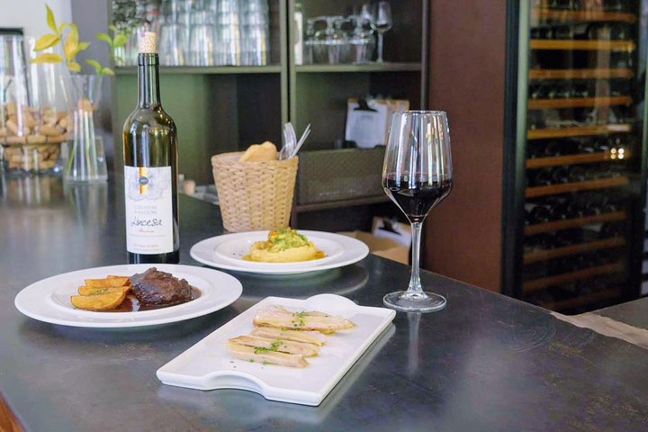 Uma exploração culinária de Sevilha, com tapas, vinho e cultura local, foto 11 | wizardtrip