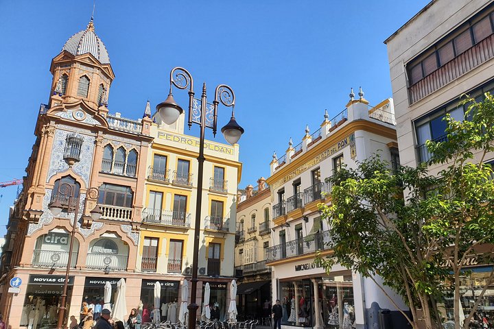 Uma exploração culinária de Sevilha, com tapas, vinho e cultura local, foto 15 | wizardtrip