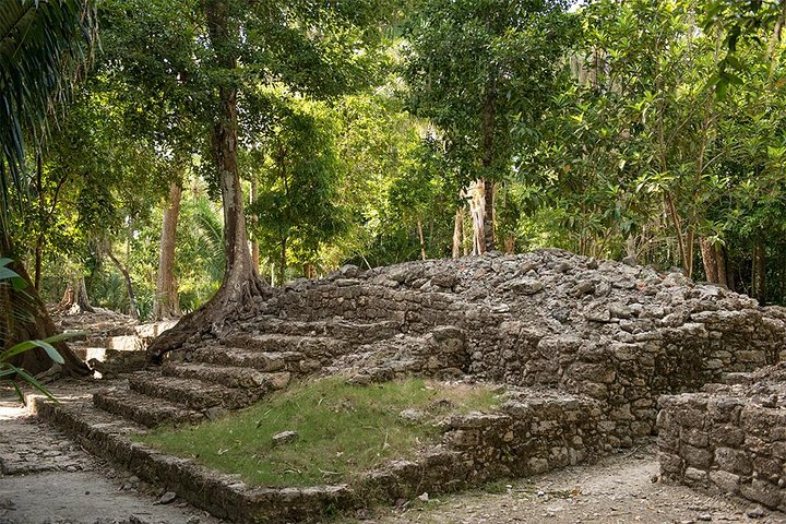 Utforska gamla Maya-ruiner och simma i det turkosa vattnet i Bacalar Lagoon på denna Costa Maya-tur, foto 14 | wizardtrip