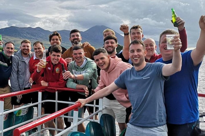 Passeio de barco panorâmico pelas ilhas da Clew Bay, farol e vida selvagem perto de Westport, Irlanda, foto 20 | wizardtrip