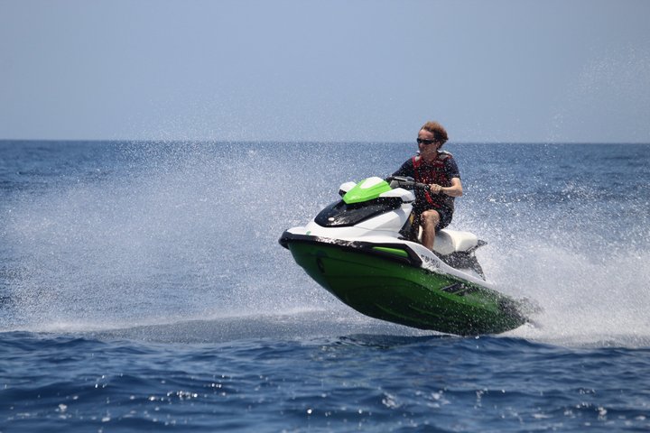 Ervaar een opwindende jetski-rit langs de kust van Tenerife en verken schilderachtige bezienswaardigheden, foto 6 | wizardtrip