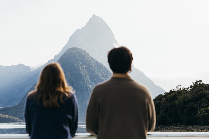 Voo panorâmico e cruzeiro para Milford Sound a partir de Queenstown, Nova Zelândia, foto 9 | wizardtrip