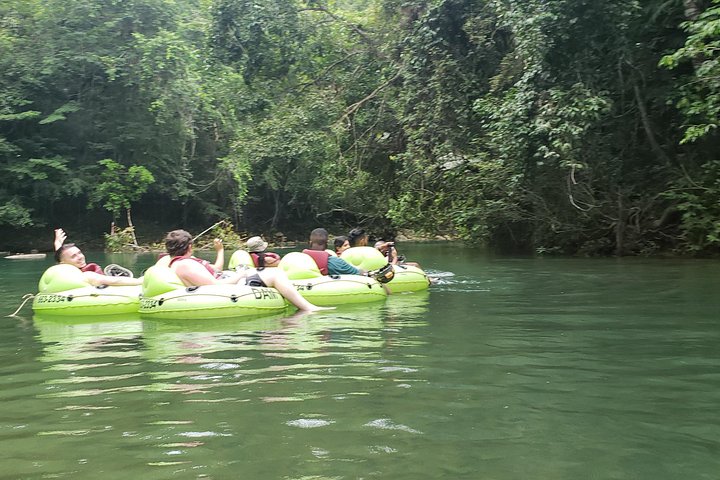 Experimente uma emocionante aventura de tubing nas cavernas pela floresta tropical e antigas cavernas Maias de Belize, foto 7 | wizardtrip