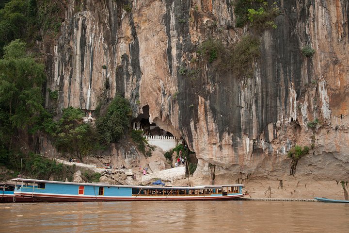 Passeio de dia inteiro às Cavernas Pak Ou e Cascatas Kuang Si a partir de Luang Prabang, foto 9 | wizardtrip