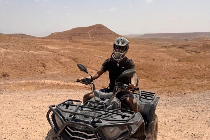 Experimente passeios de quadriciclo e camelo no Deserto de Agafay, perto de Marrakech, com um jantar show tradicional, foto 33 | wizardtrip