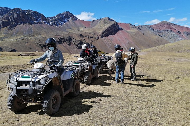 ペルーのレインボーマウンテンへのATVアドベンチャー。素晴らしい景観と野生動物が特徴です、写真38 | wizardtrip