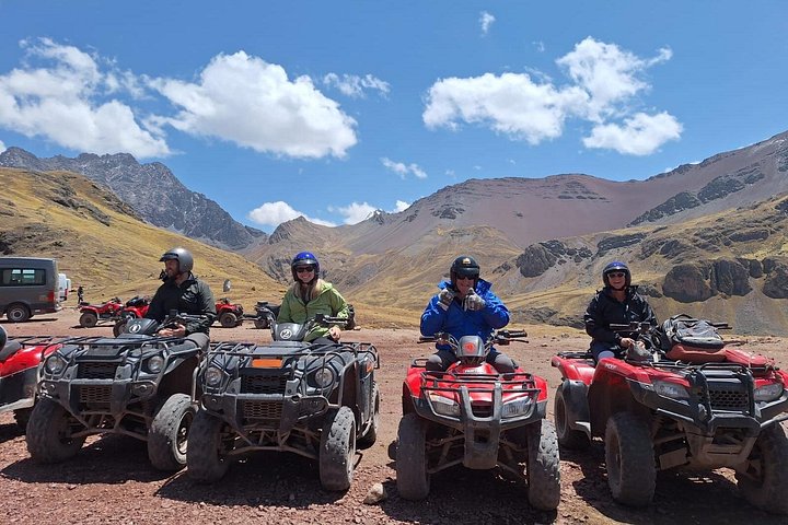 ペルーのレインボーマウンテンへのATVアドベンチャー。素晴らしい景観と野生動物が特徴です、写真47 | wizardtrip