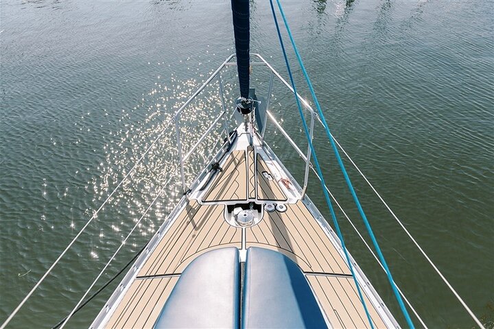 Goditi una scenografica crociera in barca a vela sul fiume Douro a Porto, Portogallo, con vista sui ponti e sulla città, foto 38 | wizardtrip