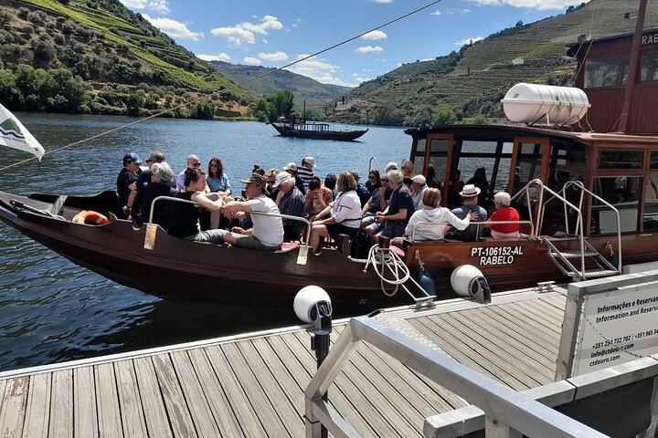 Scenic Douro Valley tour from Porto featuring vineyards, wine tasting, and river cruise, photo 14 | wizardtrip