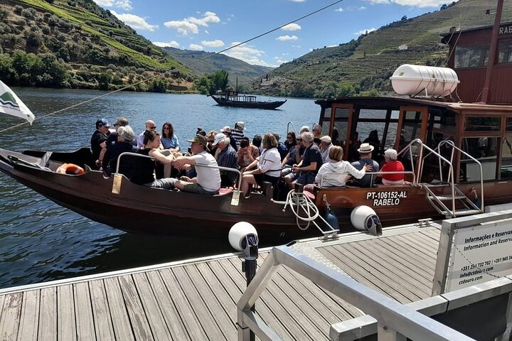 Scenic Douro Valley tour from Porto featuring vineyards, wine tasting, and river cruise, photo 24 | wizardtrip