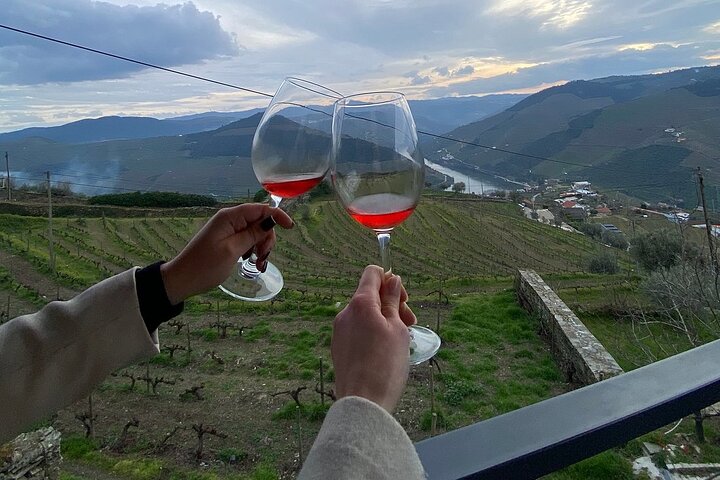 Scenic Douro Valley tour from Porto featuring vineyards, wine tasting, and river cruise, photo 36 | wizardtrip