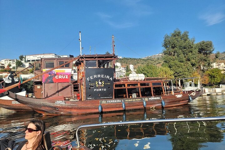 Scenic Douro Valley tour from Porto featuring vineyards, wine tasting, and river cruise, photo 41 | wizardtrip