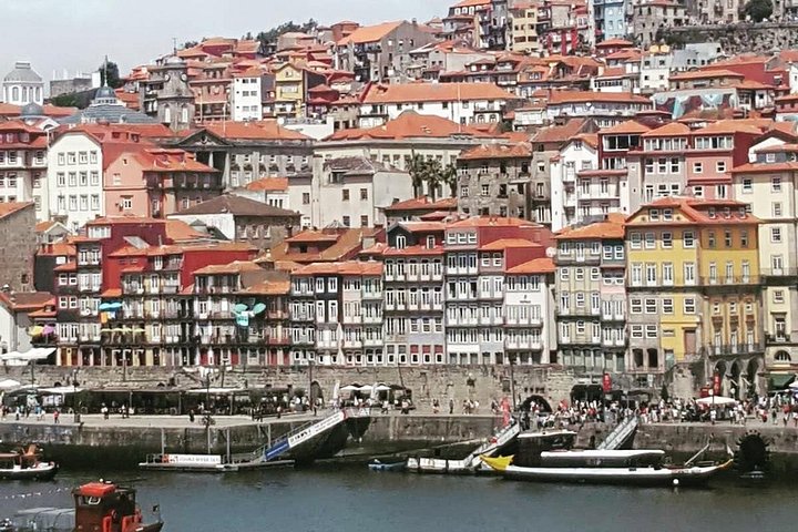 Naturskjønn enveis transport fra Porto til Lisboa med stopp i sjarmerende portugisiske byer som Aveiro og Óbidos, foto 23 | wizardtrip