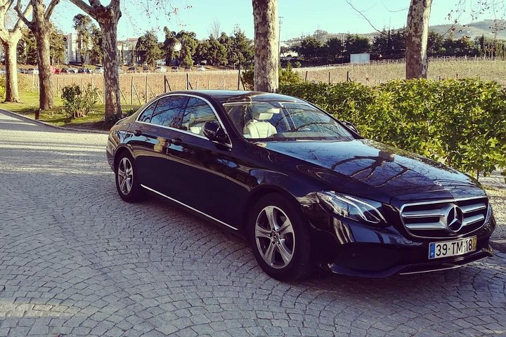 Scenic one-way private transfer from Lisbon to Porto, with stops in charming Portuguese towns, photo 6 | wizardtrip