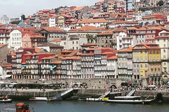Scenic one-way private transfer from Lisbon to Porto, with stops in charming Portuguese towns, photo 11 | wizardtrip