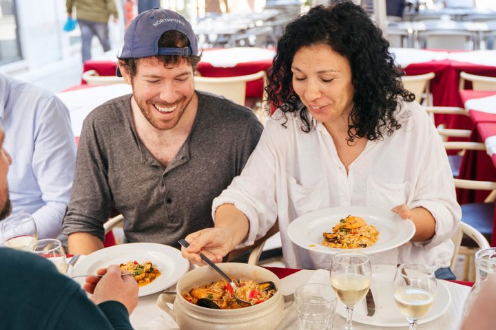 Lisbon: Award-Winning Guided Walking Food Tour with Local Drinks | wizardtrip