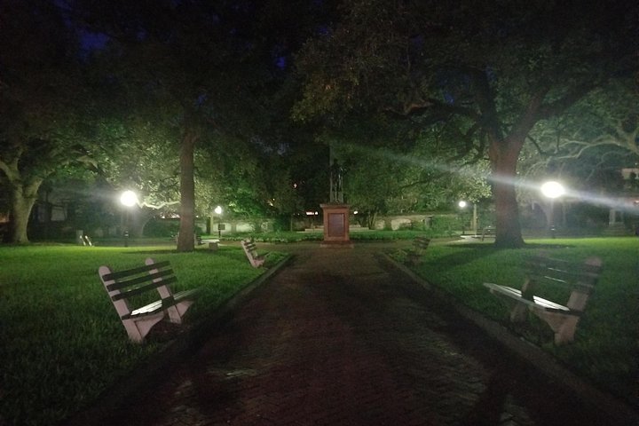 Passeio fantasmagórico noturno a pé em Charleston com locais históricos e histórias assustadoras, foto 7 | wizardtrip