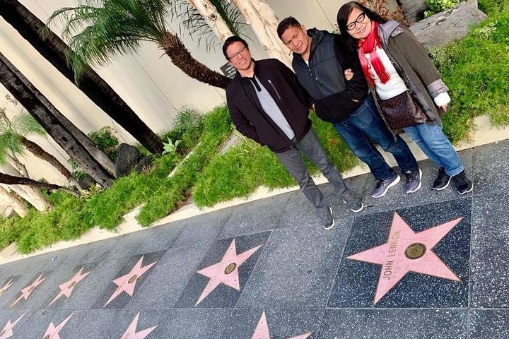 A guided tour exploring iconic landmarks of Los Angeles, including Hollywood and Beverly Hills, photo 14 | wizardtrip