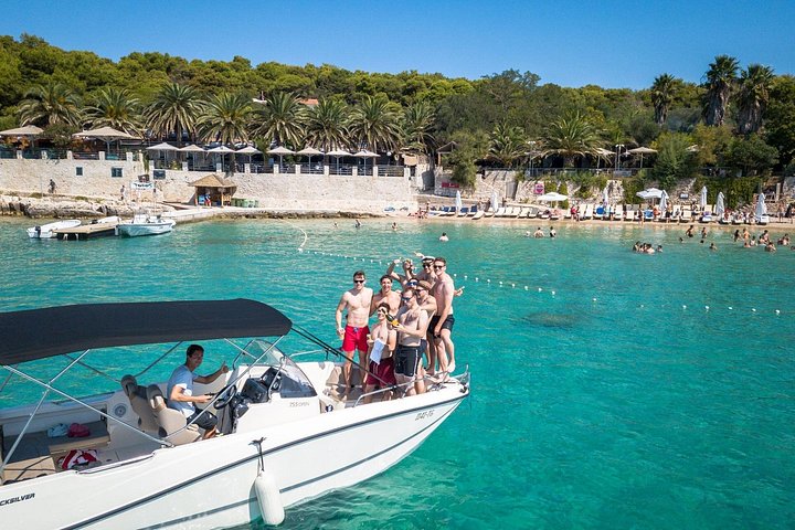 Private Bootstour von Split, Kroatien, zu Inseln, Buchten und Stränden, Foto 11 | wizardtrip
