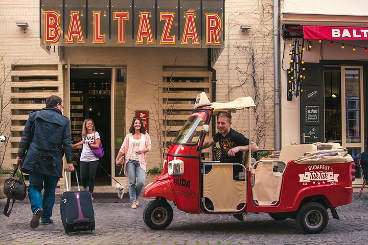 Private Tuk-Tuk-Tour zu Budapests Wahrzeichen und Straßen, Foto 7 | wizardtrip