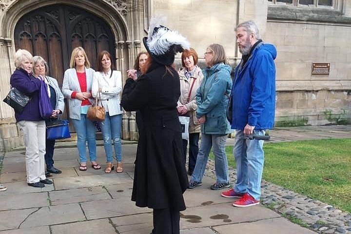 Een spookachtige spookwandeling door de historische straten van York, die verhalen over geesten en duistere geschiedenis onthult, foto 11 | wizardtrip