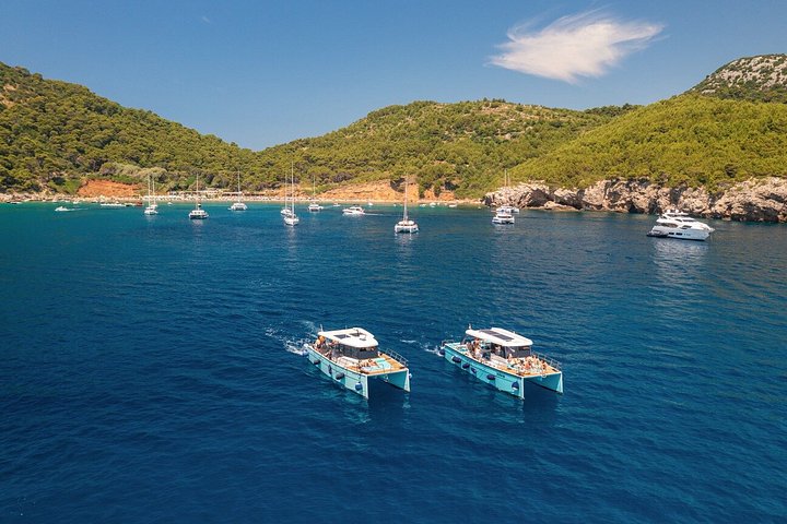 Catamarantocht naar de Blauwe Grot en Elaphiti-eilanden vanuit Dubrovnik, Kroatië, foto 8 | wizardtrip