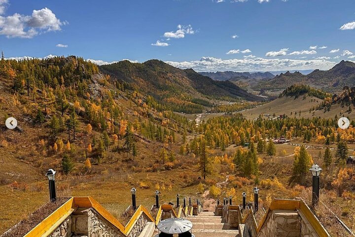 Ervaar de Mongoolse cultuur met het Genghis Khan standbeeld, Terelj Park, kamelenritten en adelaarsontmoetingen, foto 11 | wizardtrip