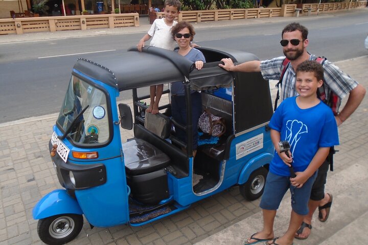 Explorez les rues et les monuments animés de Colombo en tuk-tuk, découvrez la riche culture et l'histoire de la ville, photo 24 | wizardtrip