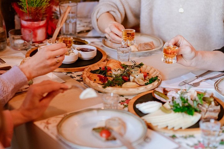 Krakow madsmagningstur i Kazimierz-distriktet, Polen, med traditionelt polsk køkken og vodka, foto 6 | wizardtrip