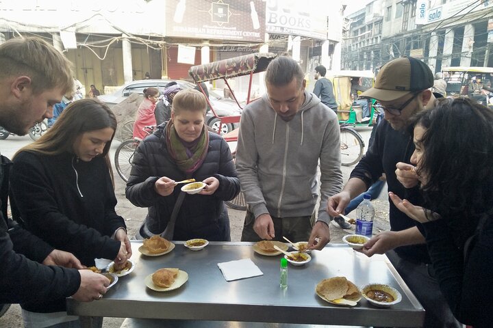 Um vibrante tour gastronômico e de patrimônio pelas ruas e mercados movimentados de Old Delhi, Índia, foto 9 | wizardtrip